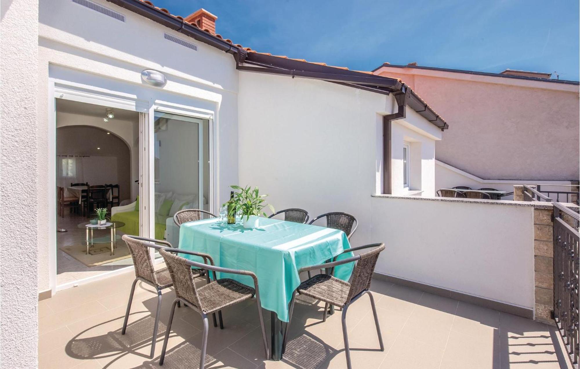 Nice Apartment In Crikvenica With Wifi Dış mekan fotoğraf